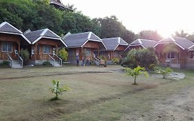 Cliff Side Beach Resort And Cottages